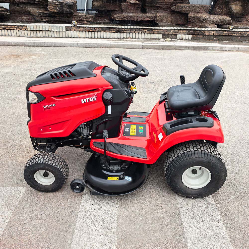 승용 잔디 깎는 기계