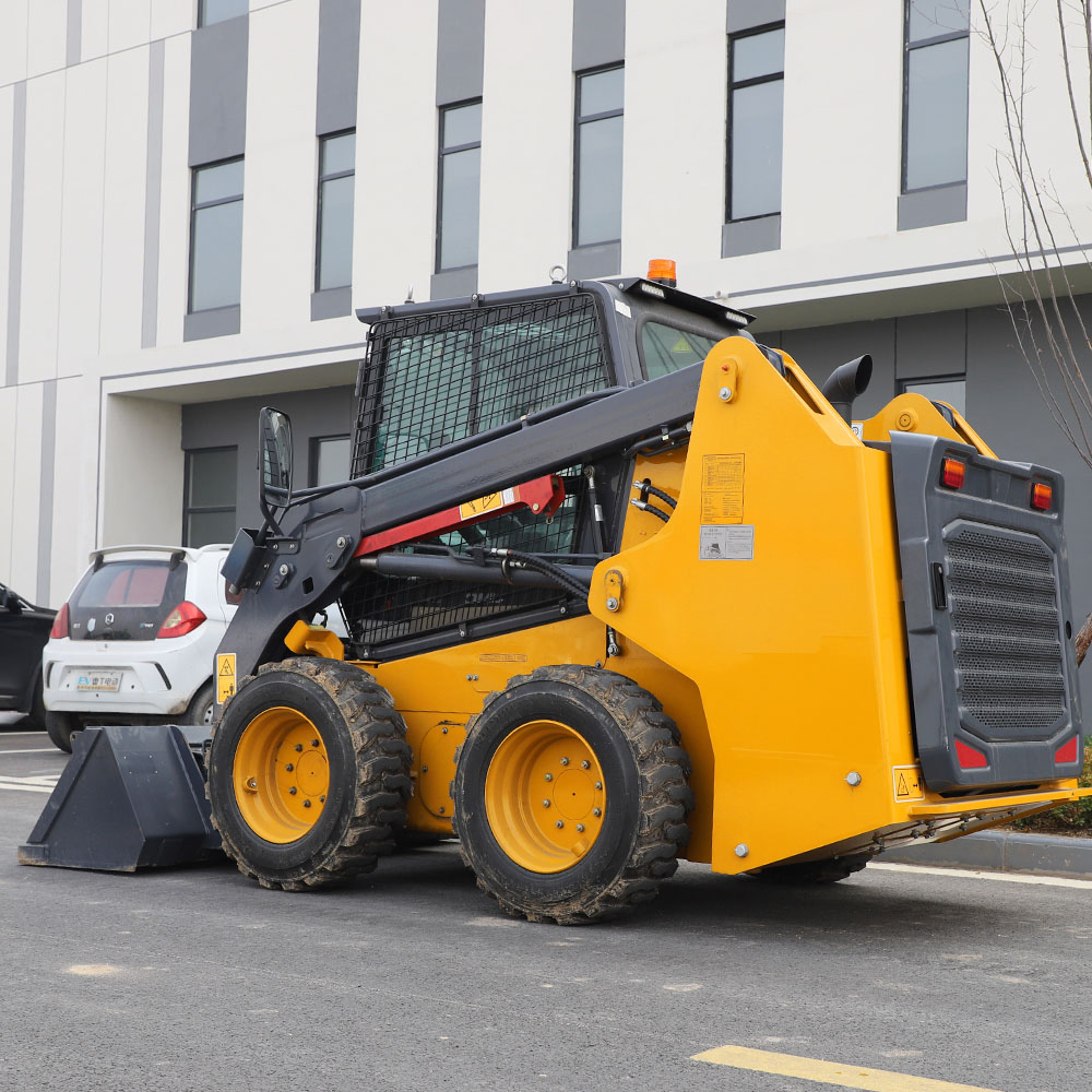 컴팩트 스키드 스티어 로더