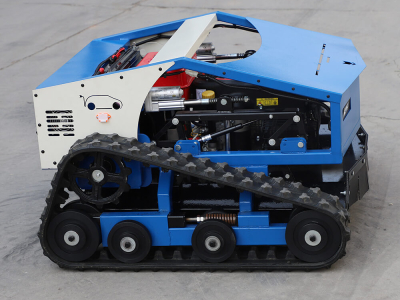 고객들은 극찬을 아끼지 않았습니다. 이 잔디 깎는 기계는 마당 관리를 위한 "강력한 조수"가 되었습니다.