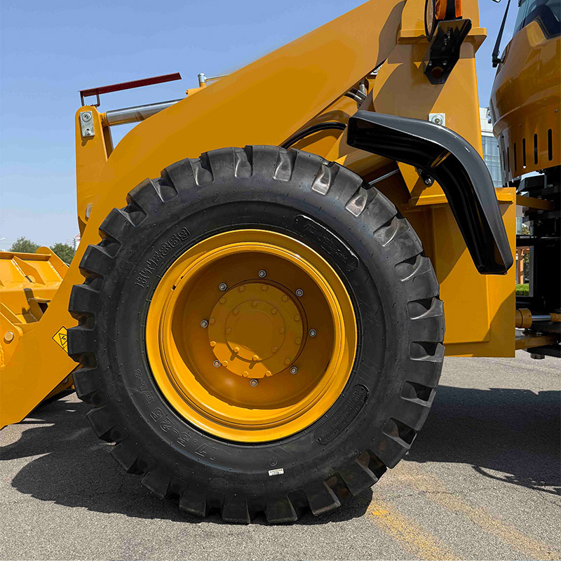 전지형 로더.jpg