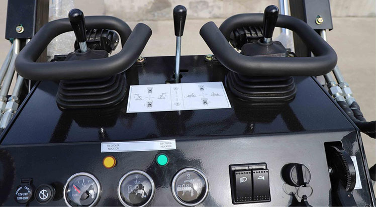 미니 스키드 스티어 로더